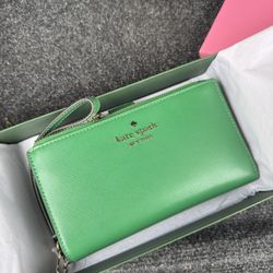 Brand new Kate Spade Wallet 