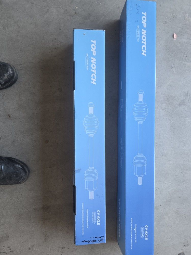 Hyundai Elantra CV Axle Set