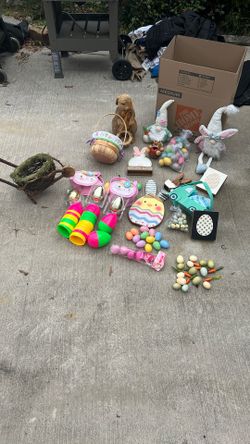 Easter Decorations/L&Sm Eggs/KidsBaskets