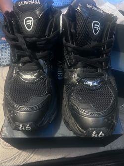 All black balenciaga