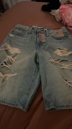 levi's women shorts new
