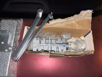 Door closer CR441 series
