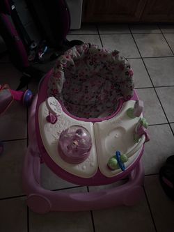 Minnie Mouse Walker