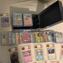 114 Holographic Pokemon Cards And 1 Non-holographic 