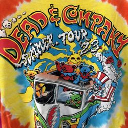 Dead and Company 2023 The Final Tour Size L Tie Dye Bear Bus 2-Sided Shirt