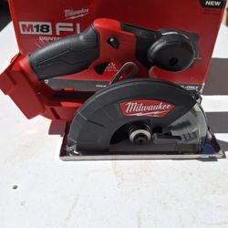 Milwaukee M18 FUEL 5-3/8 in. Metal Cuting Circular Saw (Tool Only)