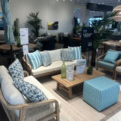 🏡 BRAND NEW Outdoor Furniture – FREE Delivery + Financing Available! 🛋️