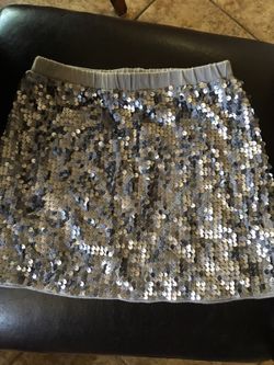 Girls skirt size M 8