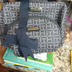 Set Of Two Tommy Hilfiger Cosmetic Bags