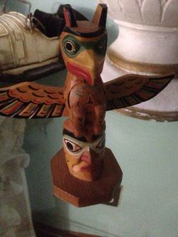Mini totem pole