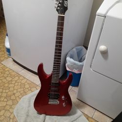 Electric Guitar & Case 