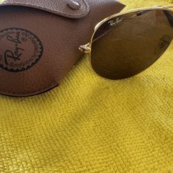 Ray Ban Aviator Sunglasses 