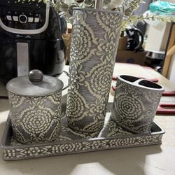 Bathroom accessories