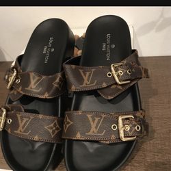 Loui Woman Sandals Size 6.5&7