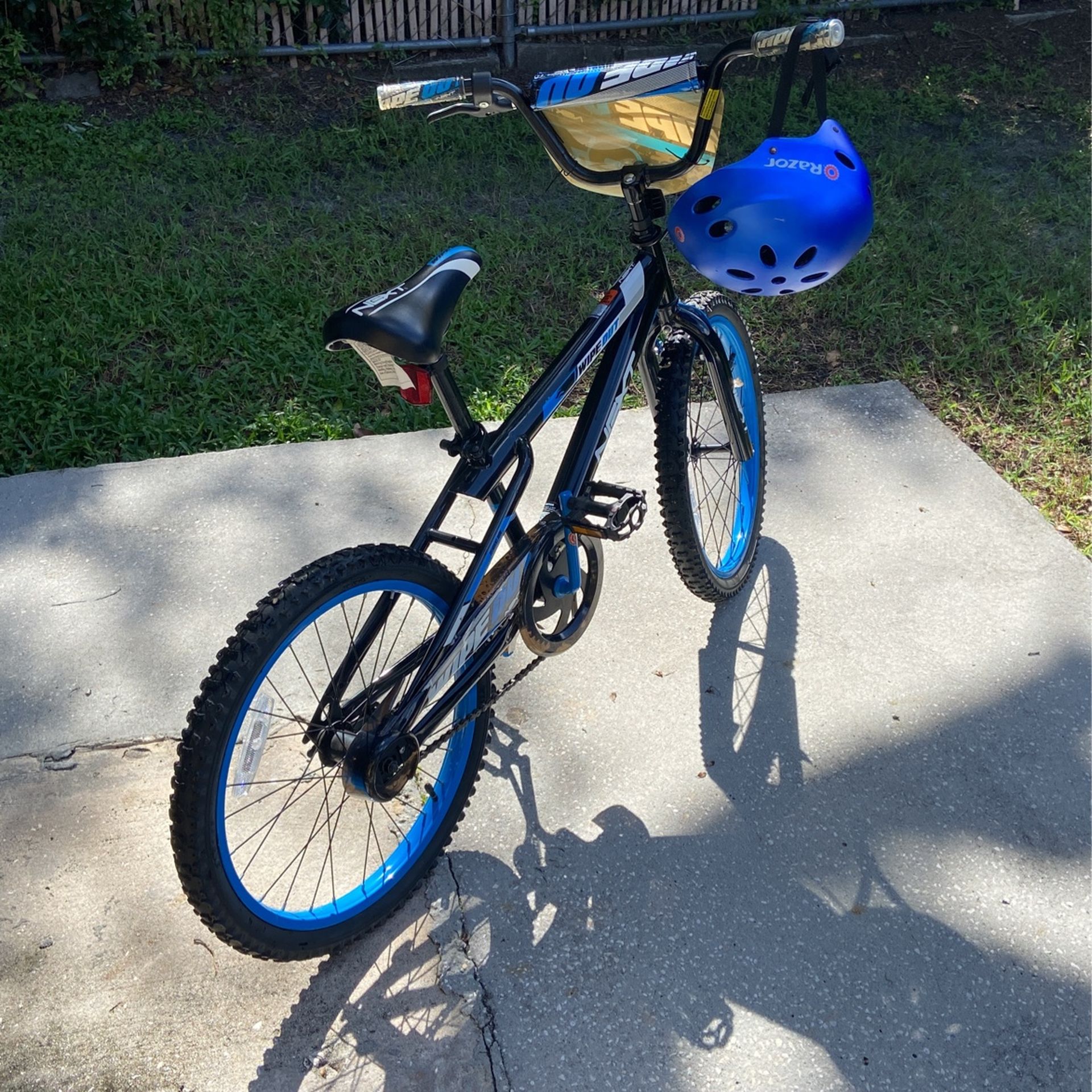 Kids Bike / Razor Scooter / Helmet 