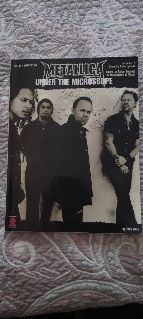 Metalica Tab Book