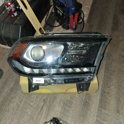 2020 dodge Durango passenger side assembly