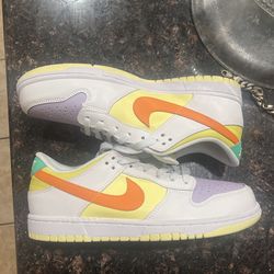 Nike Dunk Low Sundial 8.5