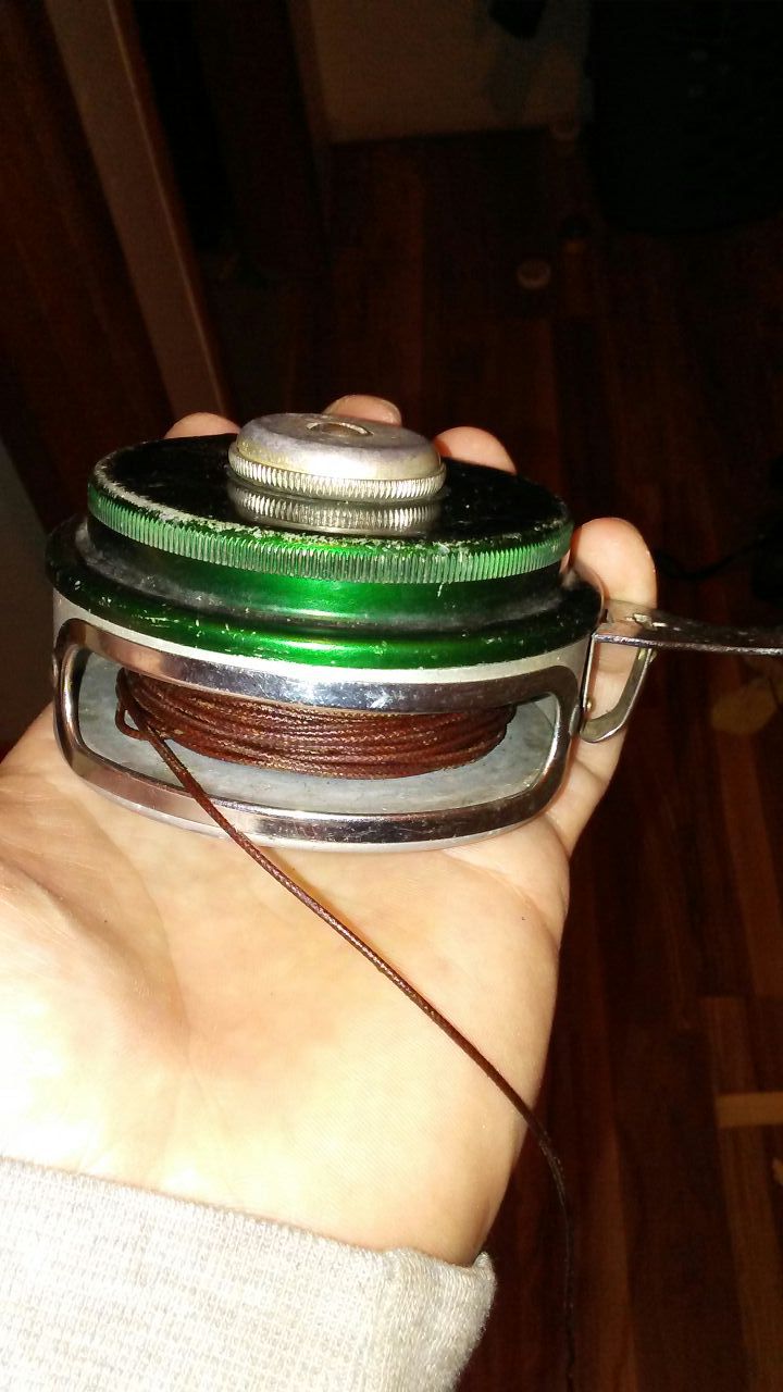 Vintage Shakespeare Silent 1835 GD Automatic Fly Fishing Reel missing piece