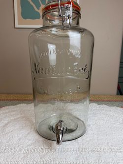 Nantucket Glassware Co 2.5 Gallon Beverage Dispenser