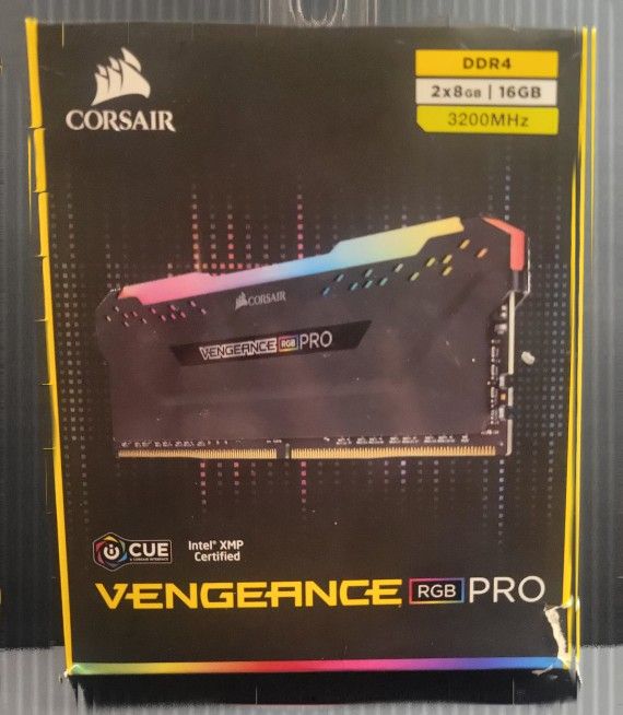 CORSAIR VENGENCE RGB PRO 16 GB 3200MHz