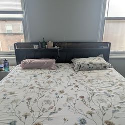 King Bed Frame, storage headboard with charging station