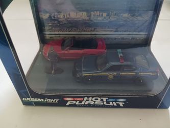 Hot Pursuit - Greenlight - Nevada Highway Patrol Diorama 1/64 Scale - New