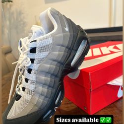Nike Air Max 95 OG Big Bubble Blue Tint Sizes 6.5M 8M, 8.5M, 9.5M, 10M.