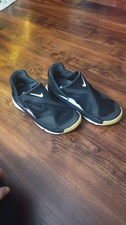 NIKE GO FlyEase BLACK (NEW)