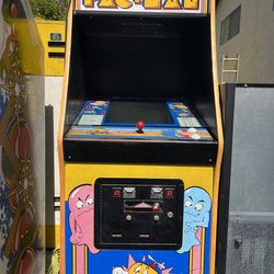 Vintage Jr Pac-man arcade