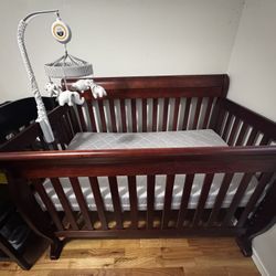  Crib + change table + Newton Mattress + sheets