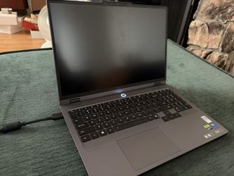 Lenovo Legion 5i (2025 16'', Gen 10) – Intel Core Ultra 9 / RTX 5060 / 32GB / 1TB / 240Hz