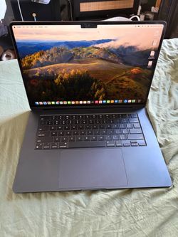Apple MacBook Pro Laptop Space Gray 2023