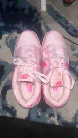 Nike Dunk Low Pink Sneakers