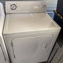Whirlpool Gas Dryer In Very Good Conditions. 30 Day Warranty On The Appliance
