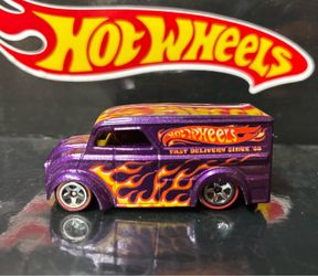 Hot wheels dairy delivery truck