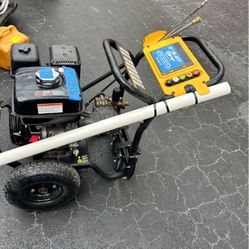 Dewalt 4000 psi 3.5 GPM pressure washer