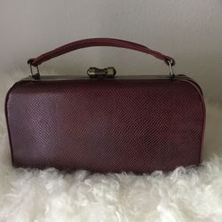 Midcentury Beautiful  Red Leather Lizard Embossed Brass Clasp Hand Bag 