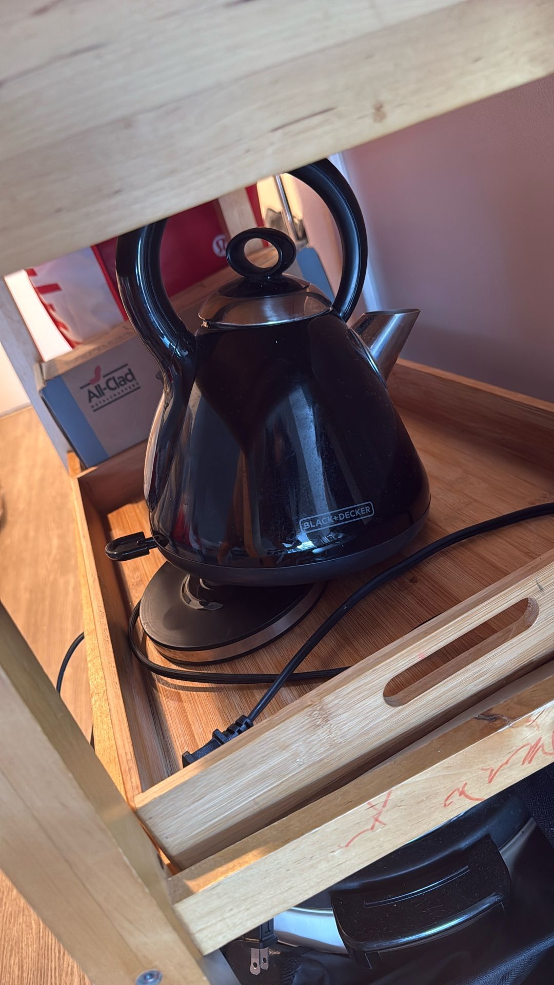 Black + Dekker Tea Kettle