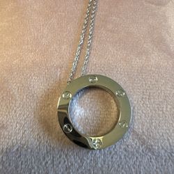 Silver Tone Necklace