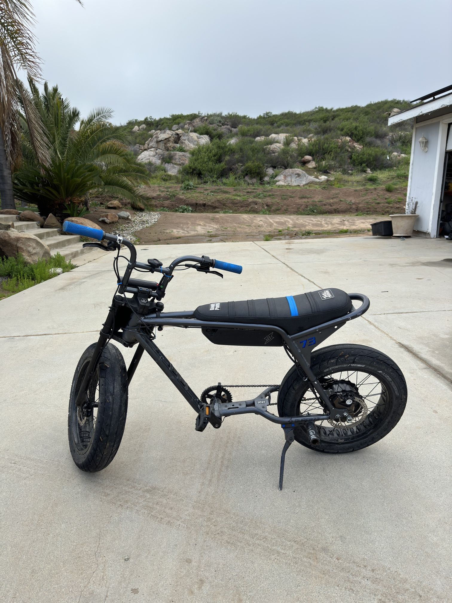 hq720.jpg?sqp=-
