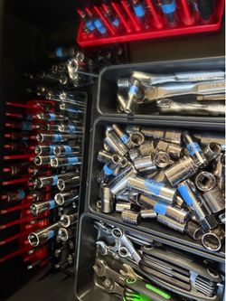 Socket set, socket organizer, Allen wrenches