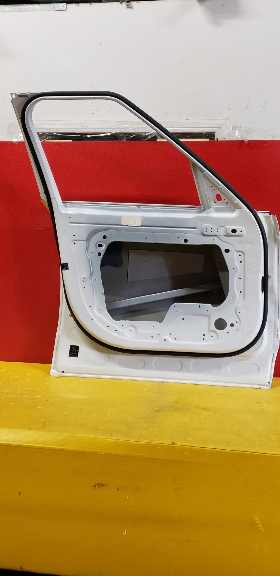 Land Rover HSE Front Left Door OEM 2013-2018