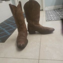 Ariat Cowboy Boots