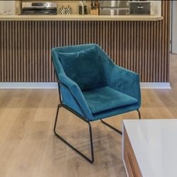Modern Teal Accent Chair – Velvet Style, Great Condition