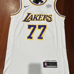 Luka Doncic 77 Los Angeles Lakers Jersey