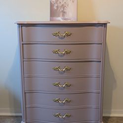 Bassett French Provincial Dresser