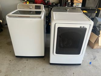 Samsung Electric Washer and Dryer