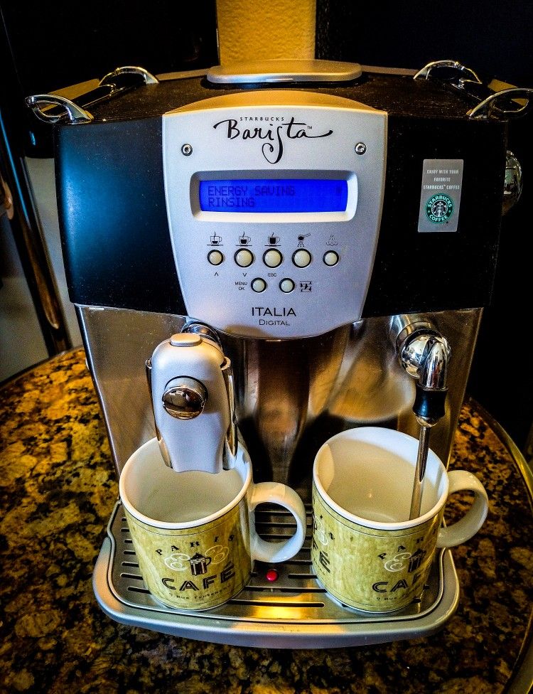 MSRP $795 Starbucks Saeco Barista Digital Italia Cappuccino Machine