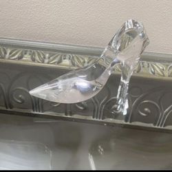 LOVELY LUCIEN PICCARD GLASS SHOE 6"L, 3.5"H